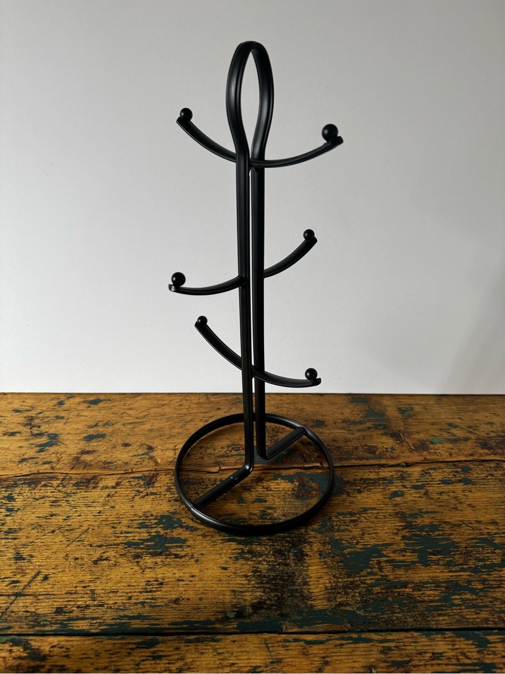Black Metal Coffee Mug Stand